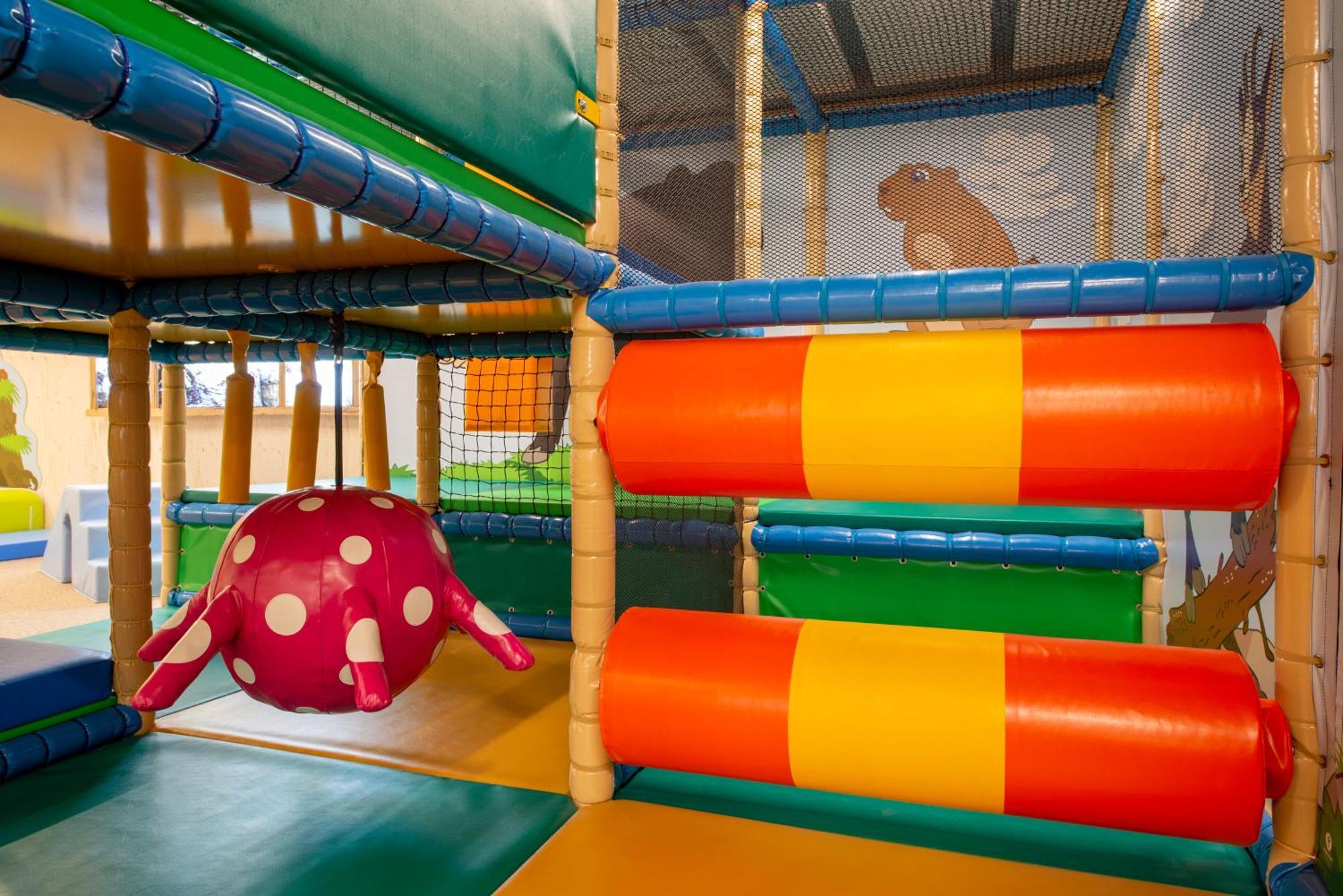 סאס-גרונד Montela Hotel & Resort מראה חיצוני תמונה